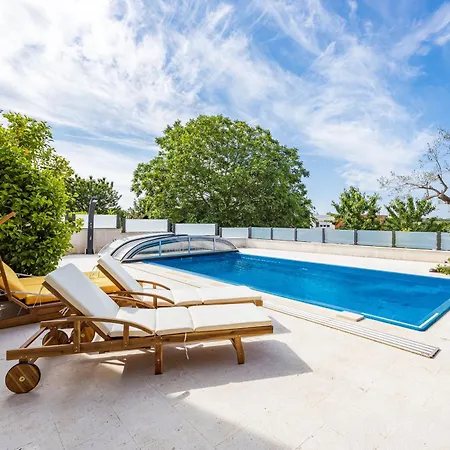 Apartament Ayni With Private Pool - Happy Umag